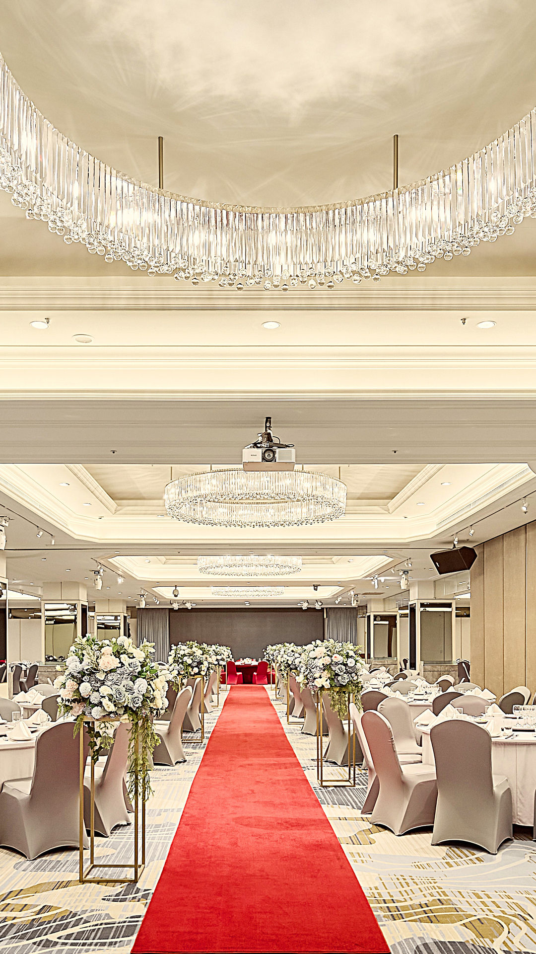 ALL_fac_dining_26A26_aBbsDF07xR