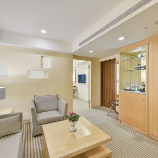 LINE_ALBUM_220621_21