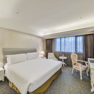 LINE_ALBUM_220621_28
